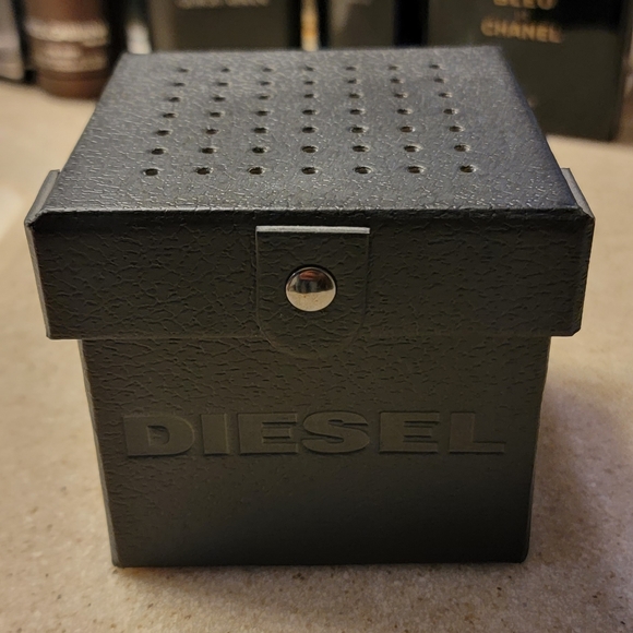 Diesel Watch - Picture 3 of 5
